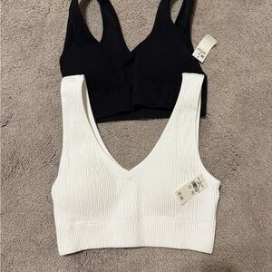 Aerie Black and White Ribbed Sports Bra